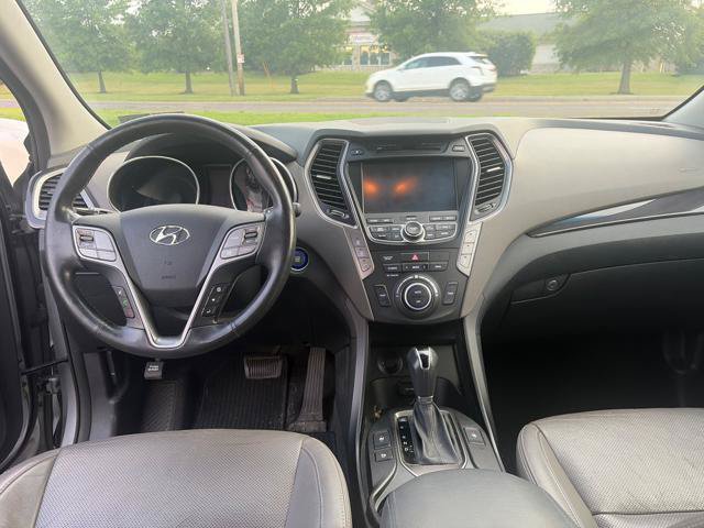 Used 2015 Hyundai Santa Fe GLS w/ Option Group 03 AWD/4WD image 9