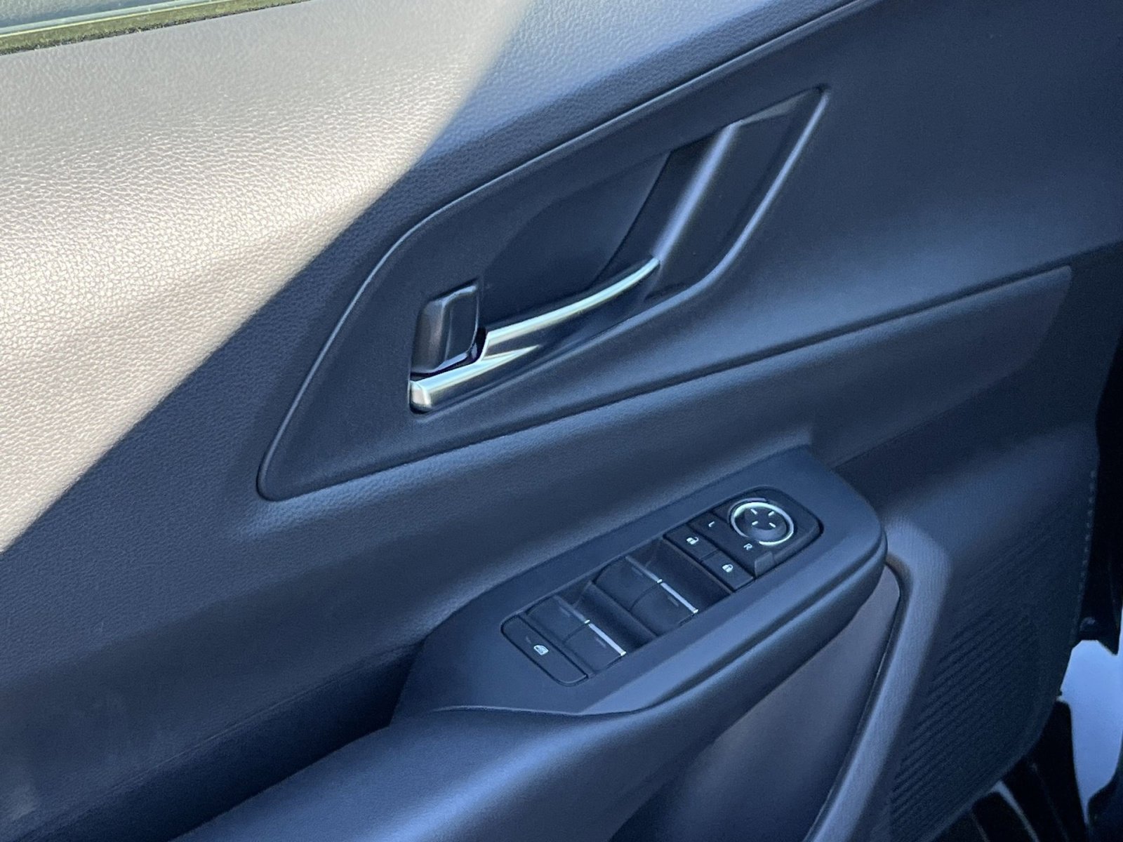 New 2026 Toyota Prius Plug-In Hybrid image 10