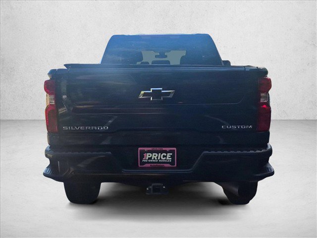 Used 2022 Chevrolet Silverado 2500 Custom w/ Custom Value Package AWD/4WD image 7