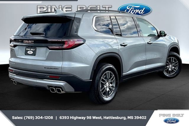 Used 2025 GMC Acadia Elevation image 11