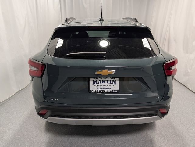 New 2026 Chevrolet Trax LT w/ Sunroof Package FWD image 4