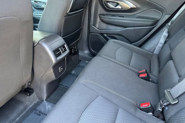 Used 2024 GMC Terrain SLE AWD/4WD image 14