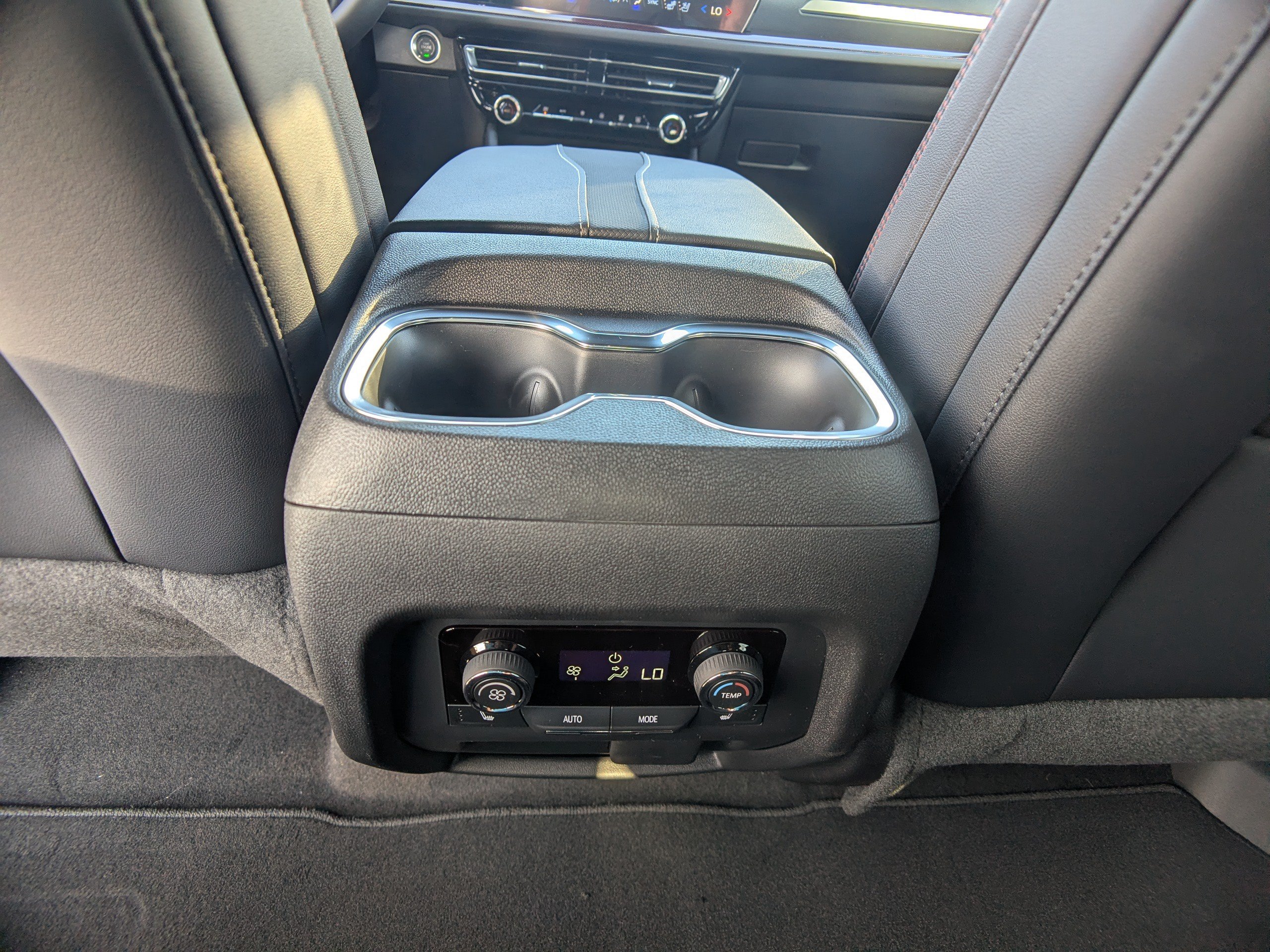 New 2026 Chevrolet Traverse RS AWD/4WD image 14