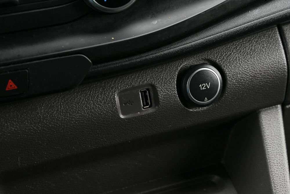 Used 2020 Ford Transit 150 Low Roof w/ Upfitter Package RWD image 28