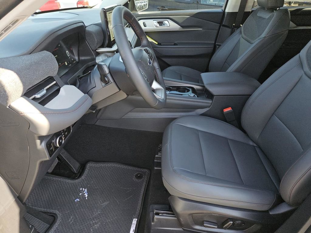 New 2026 Ford Explorer Active w/ Active Comfort Package image 22