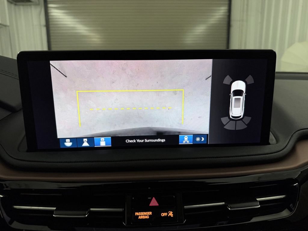 Used 2025 Acura MDX FWD w/ Technology Package image 17