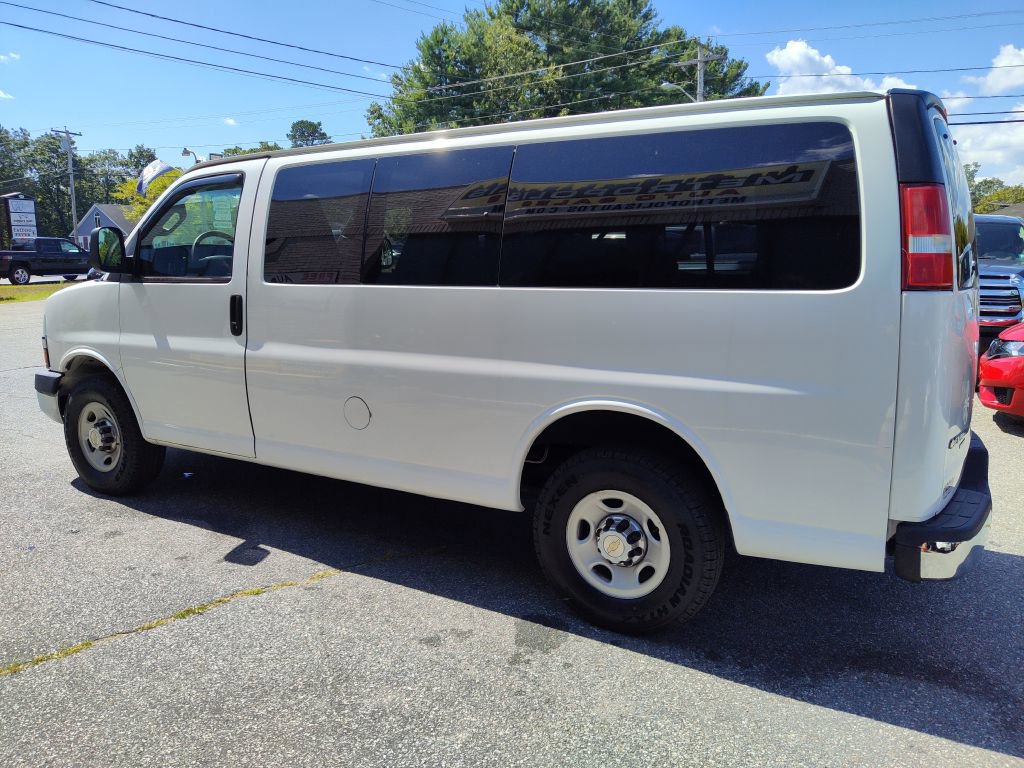 Used 2016 Chevrolet Express 2500 LT w/ LT Preferred Equipment Group image 6