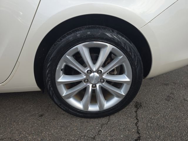 Used 2014 Buick Verano Convenience FWD image 32