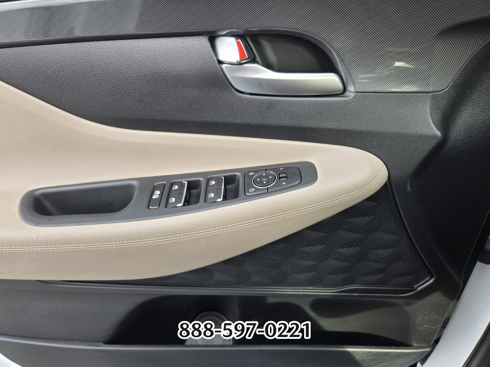 Used 2021 Hyundai Santa Fe SEL w/ Convenience Package image 31