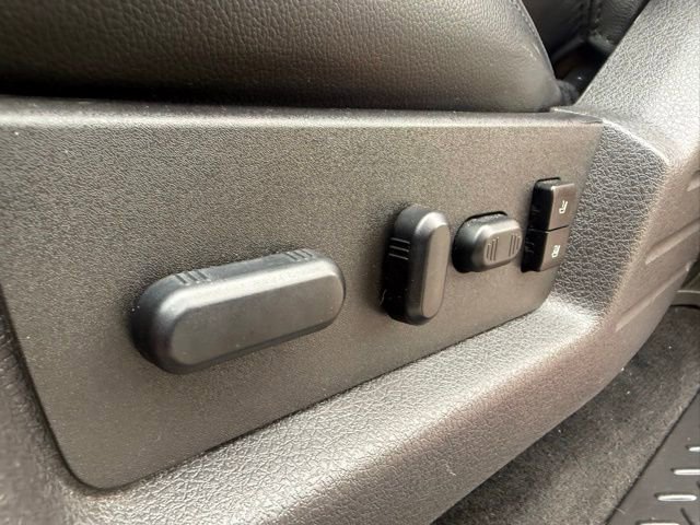 Used 2010 Ford F150 Raptor image 22