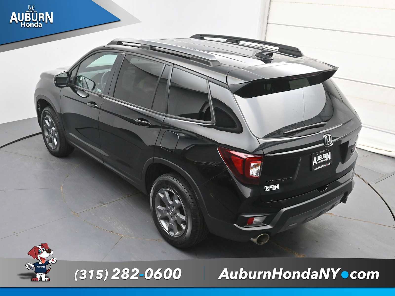 Used 2024 Honda Passport TrailSport image 32