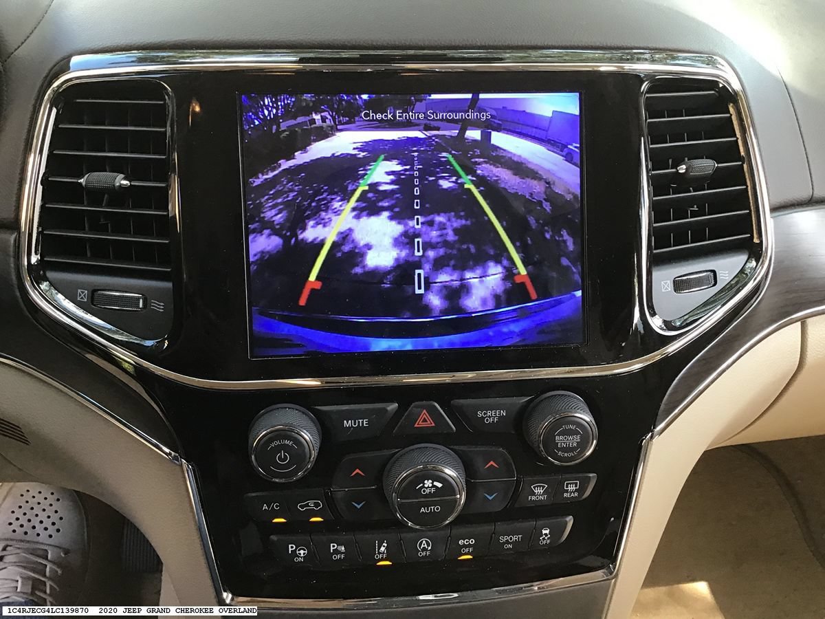Used 2020 Jeep Grand Cherokee Overland RWD image 14
