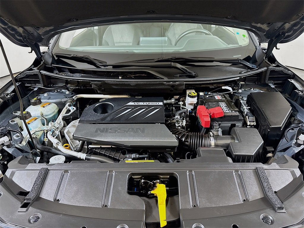 Used 2024 Nissan Rogue SV image 26