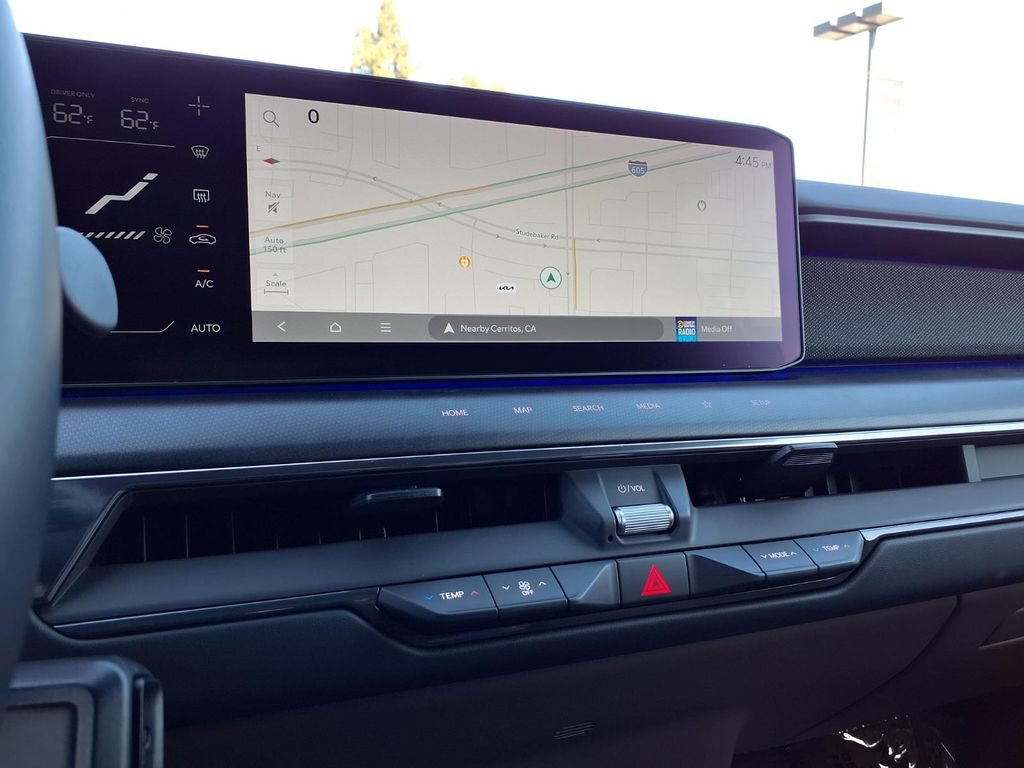 Certified 2024 Kia EV9 GT-Line AWD/4WD image 19