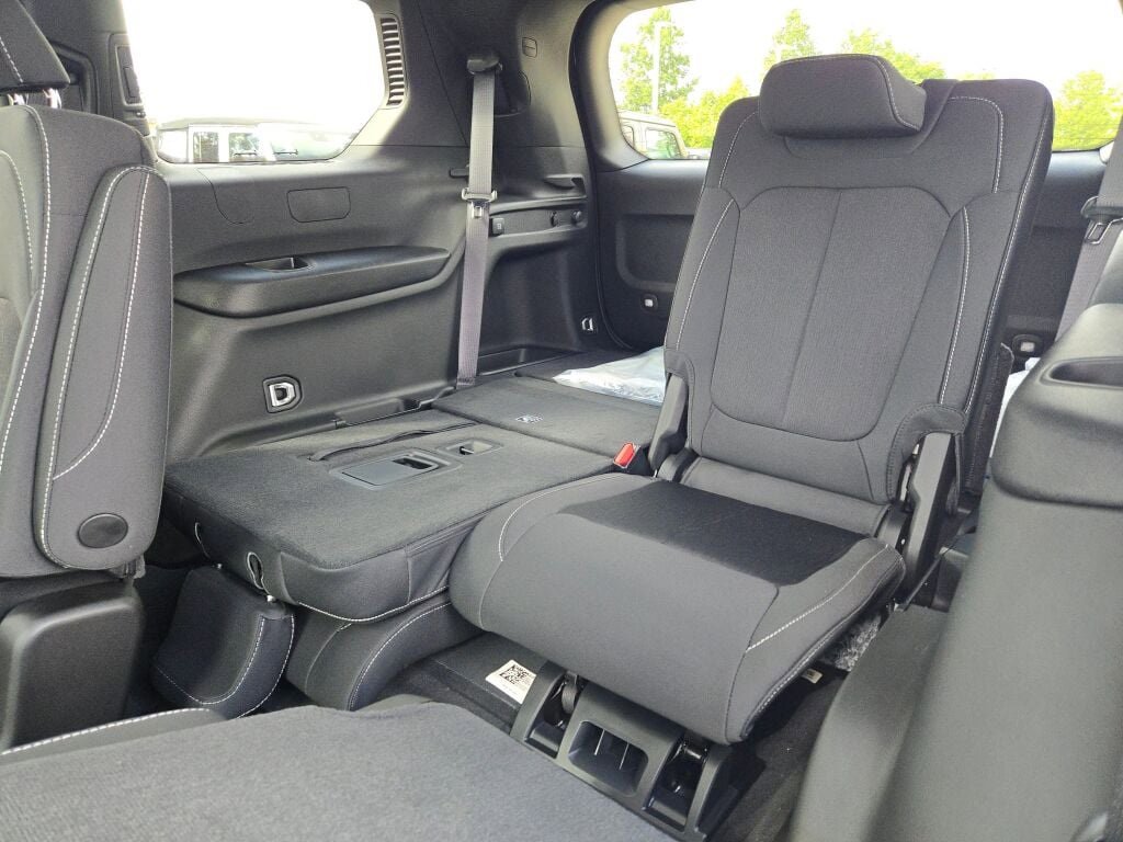 New 2025 Jeep Grand Cherokee L Laredo w/ Trailer Tow Package image 19