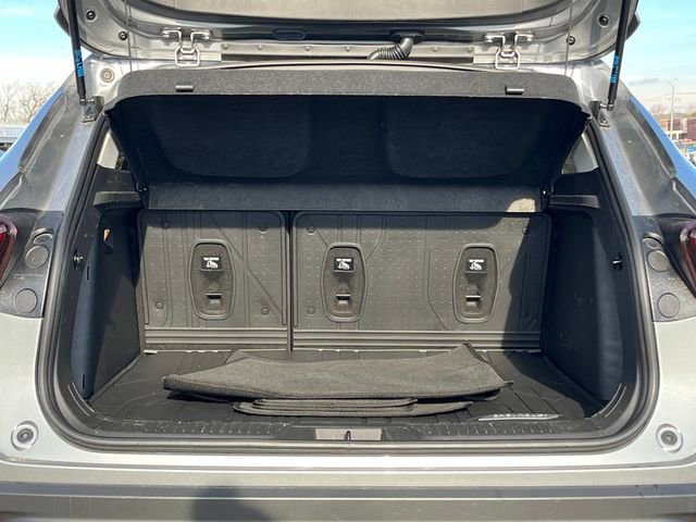 Certified 2025 Chevrolet Trax LT w/ LT Convenience Package image 6