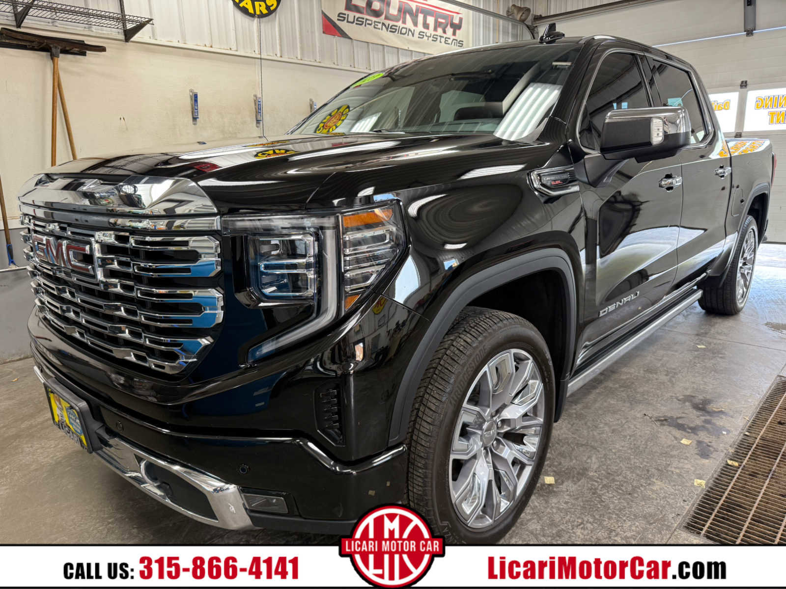 Used 2023 GMC Sierra 1500 Denali image 1