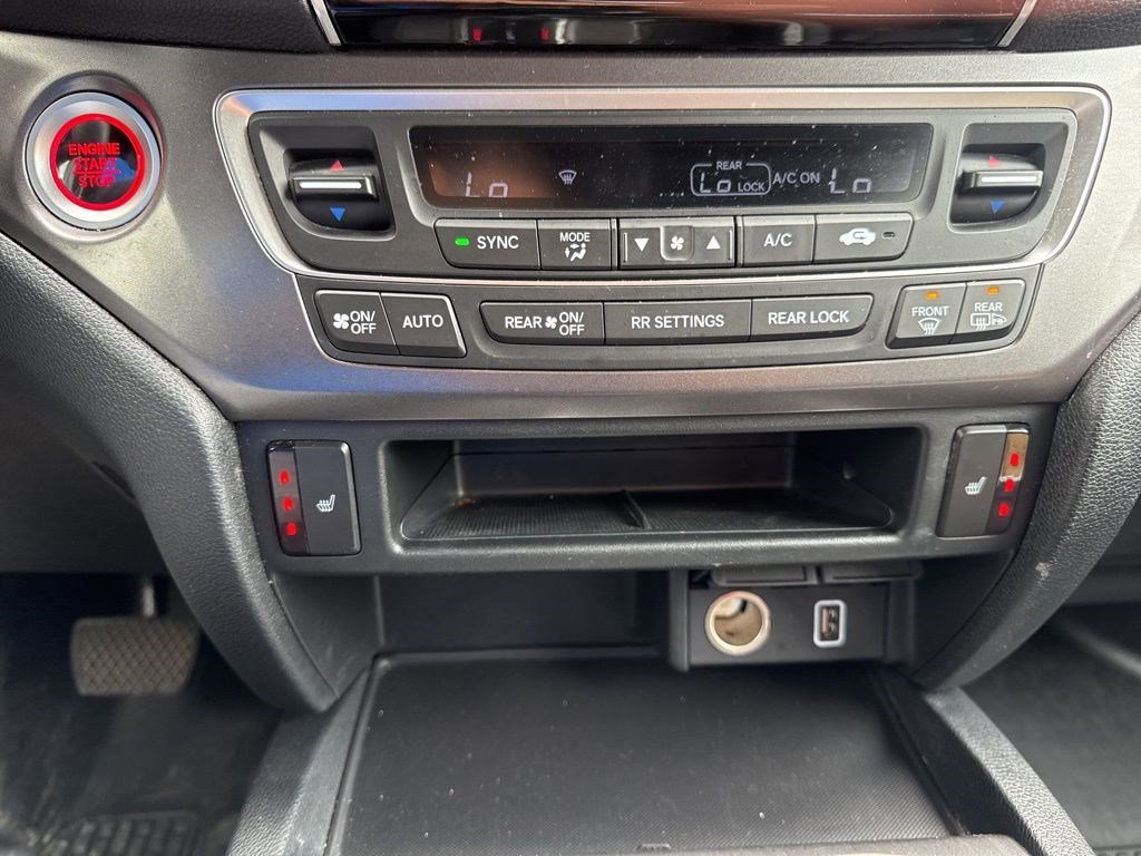 Used 2022 Honda Pilot Sport image 23