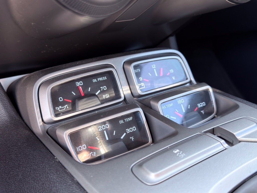 Used 2010 Chevrolet Camaro LT RWD image 6
