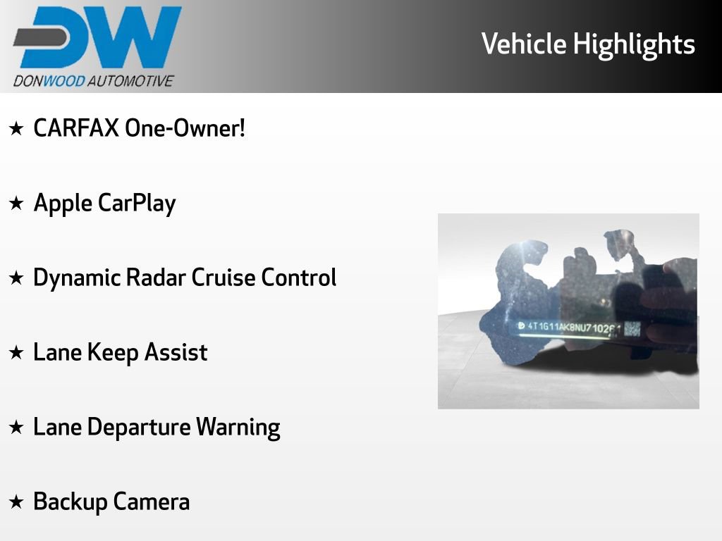 Used 2022 Toyota Camry SE FWD image 3
