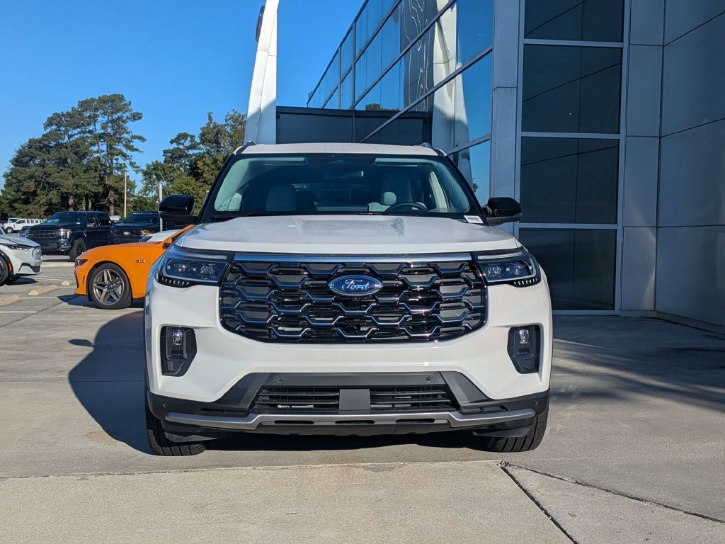 New 2026 Ford Explorer Platinum w/ LUX Leather Package AWD/4WD image 8