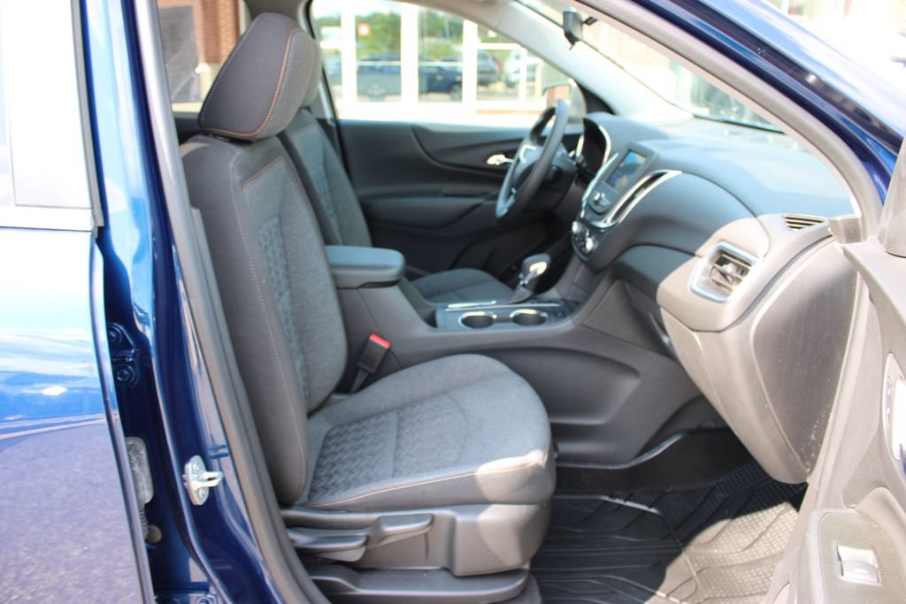Used 2022 Chevrolet Equinox LT AWD/4WD image 40