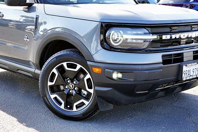 Used 2024 Ford Bronco Sport Outer Banks w/ Tech Package AWD/4WD image 4