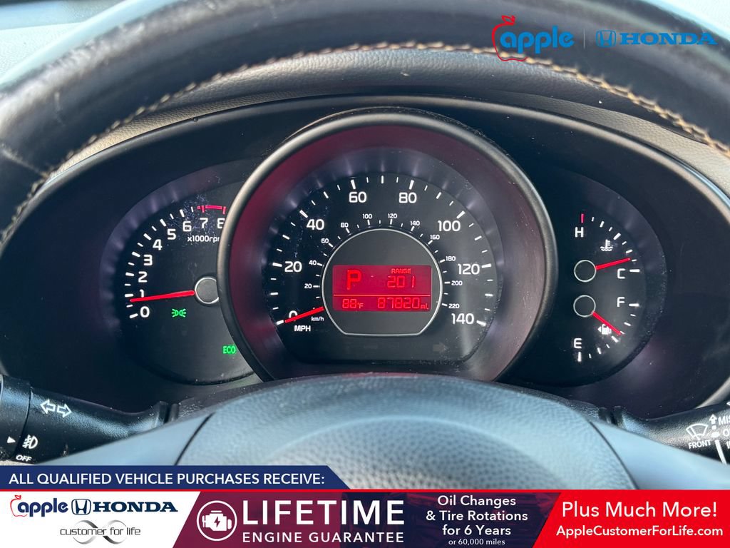 Used 2016 Kia Soul + w/ Primo Package FWD image 11