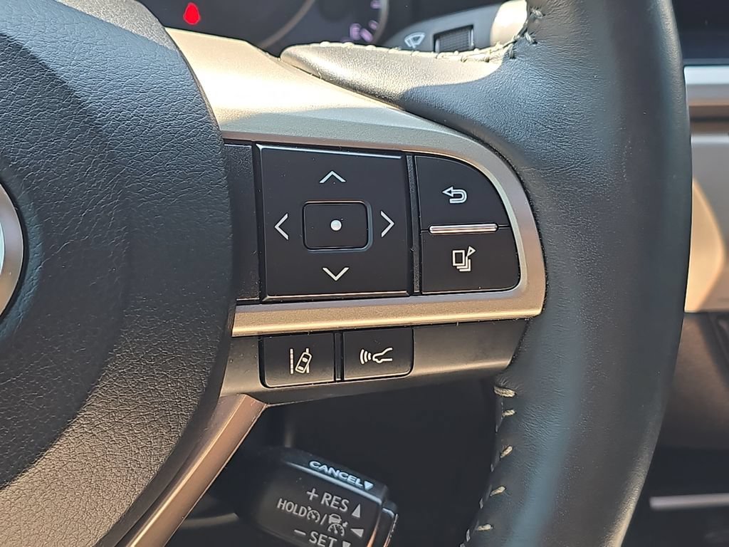 Used 2018 Lexus ES 350 w/ Luxury Package w/Wood Trim FWD image 19