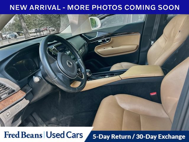 Used 2016 Volvo XC90 T6 Momentum w/ Protection Package Plus AWD/4WD image 6