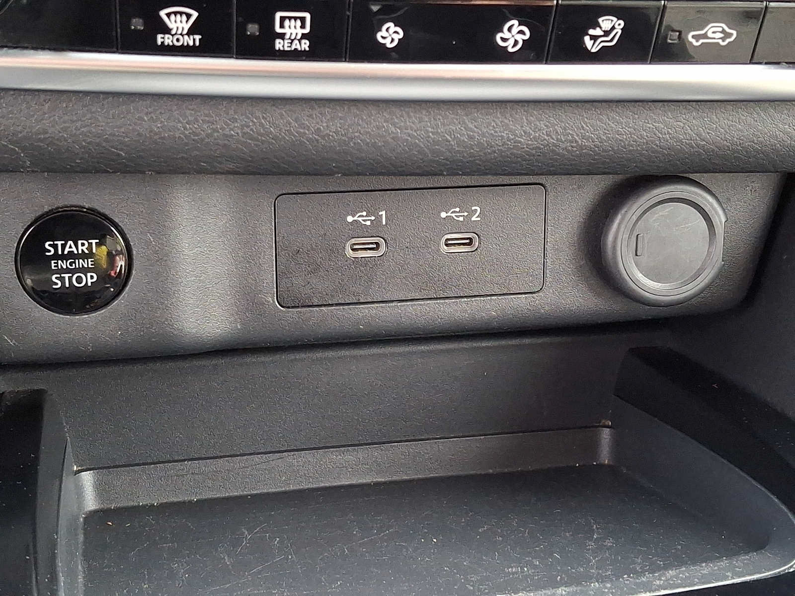 Used 2025 Nissan Rogue SV AWD/4WD image 27