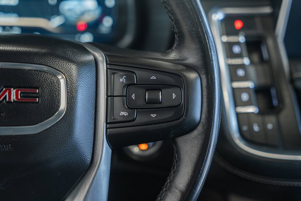 Used 2023 GMC Yukon SLT image 34