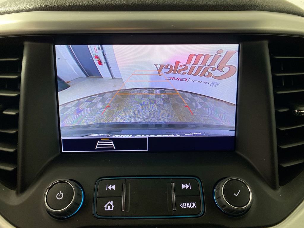 Certified 2023 GMC Acadia SLE image 17