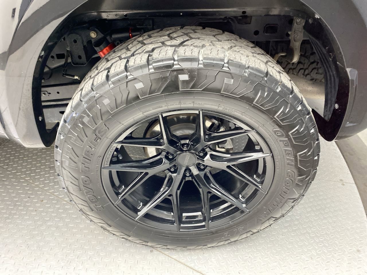 Used 2022 Ford F150 Raptor w/ Raptor 37 Performance Package AWD/4WD image 10