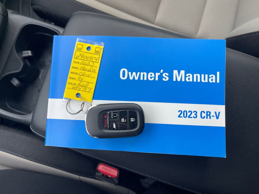 Used 2023 Honda CR-V EX image 4