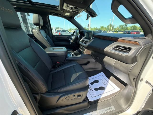 Used 2022 Chevrolet Suburban High Country AWD/4WD image 33