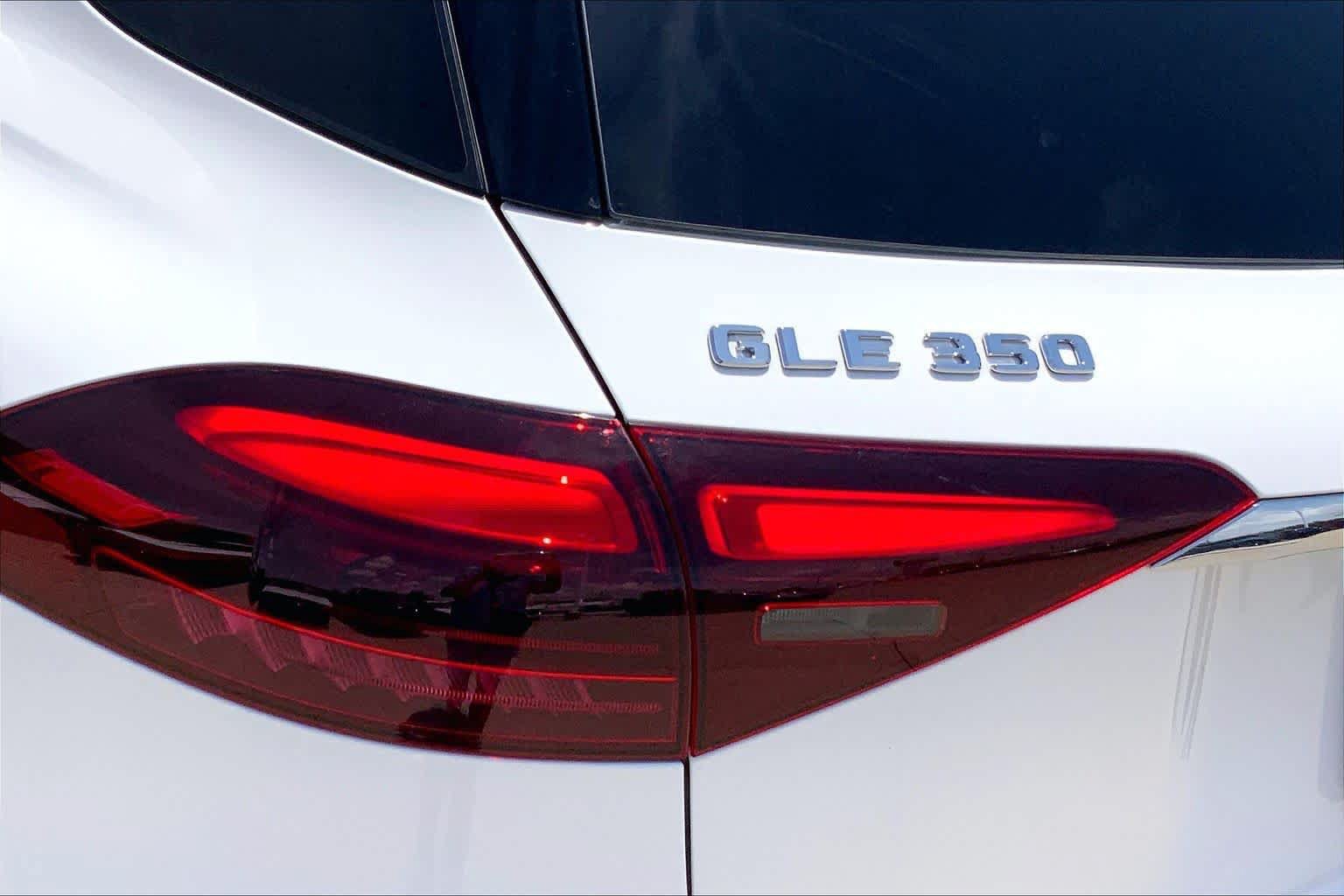 Used 2024 Mercedes-Benz GLE 350 4MATIC image 53