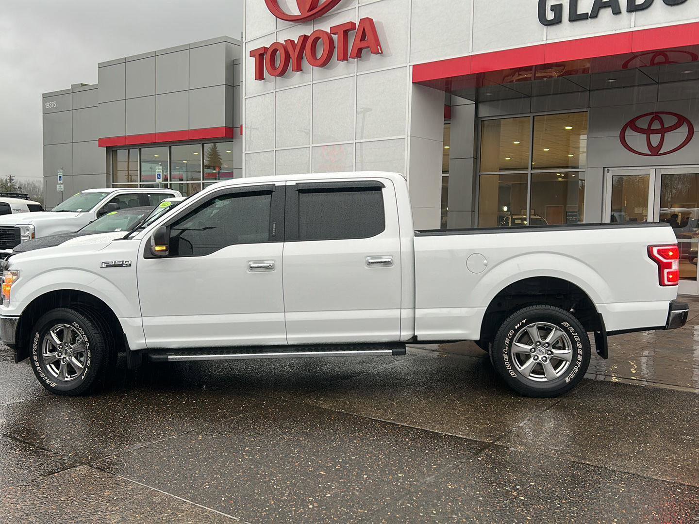 Used 2018 Ford F150 XLT w/ Equipment Group 301A Mid image 8