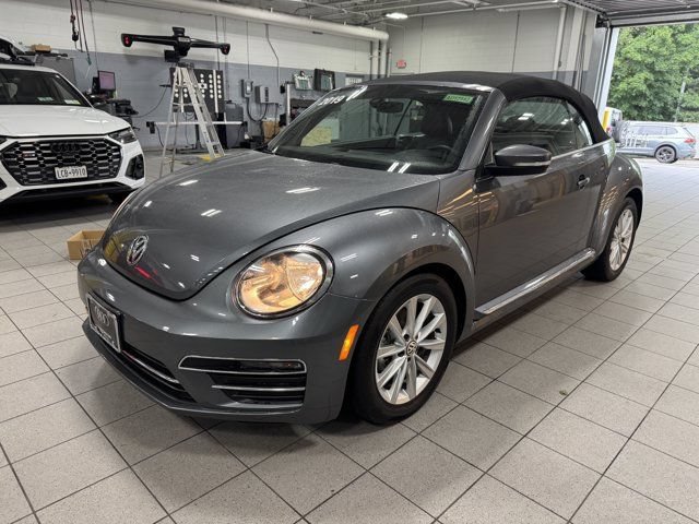 Used 2019 Volkswagen Beetle 2.0T SE FWD image 39