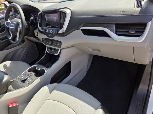 Used 2023 GMC Terrain SLT w/ Tech Package image 18