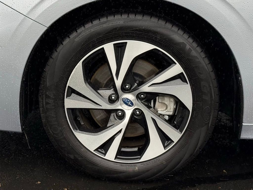 Used 2023 Subaru Legacy Premium w/ Tech Package 1 AWD/4WD image 9