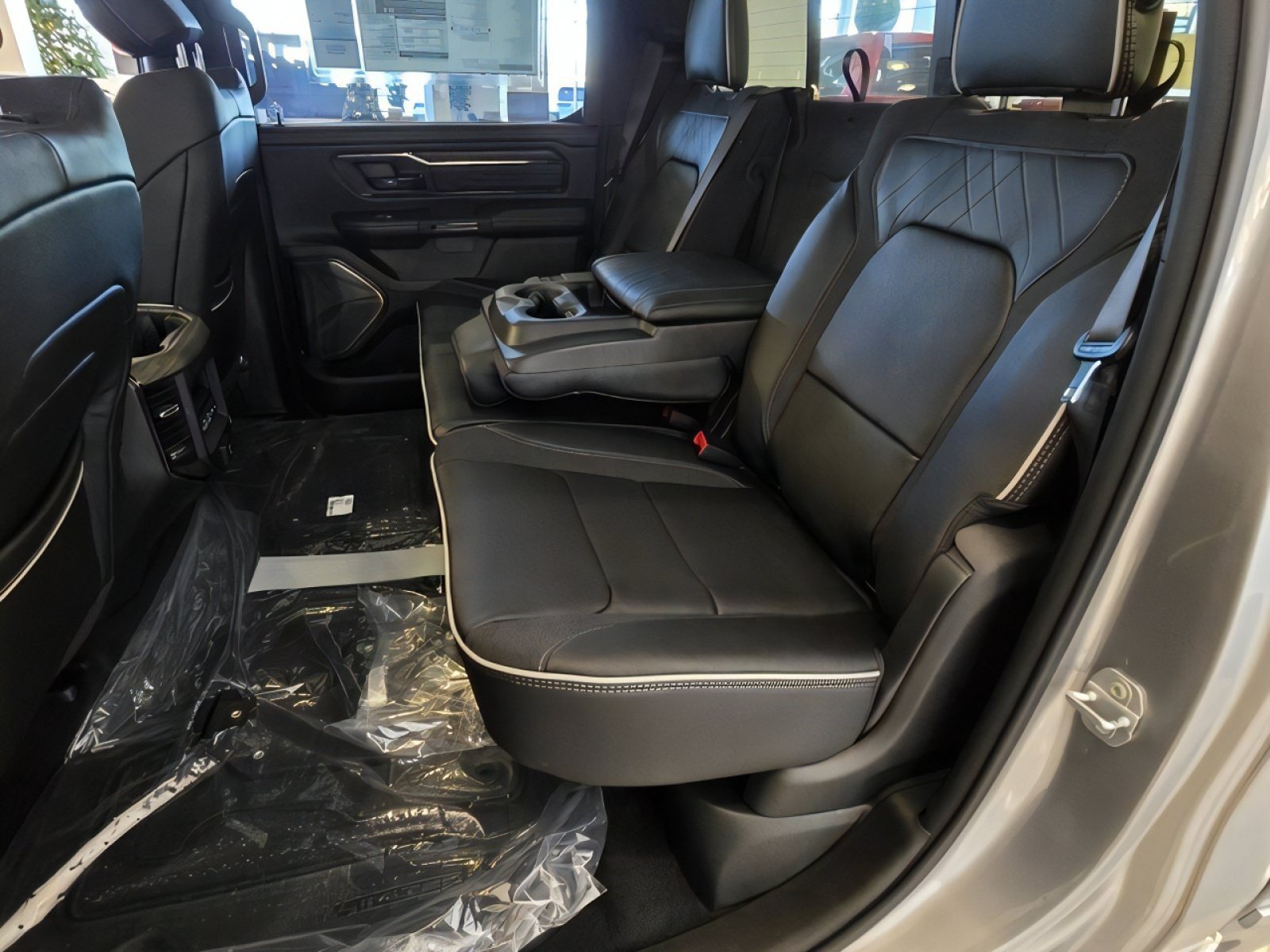 New 2026 RAM 1500 Limited AWD/4WD image 18