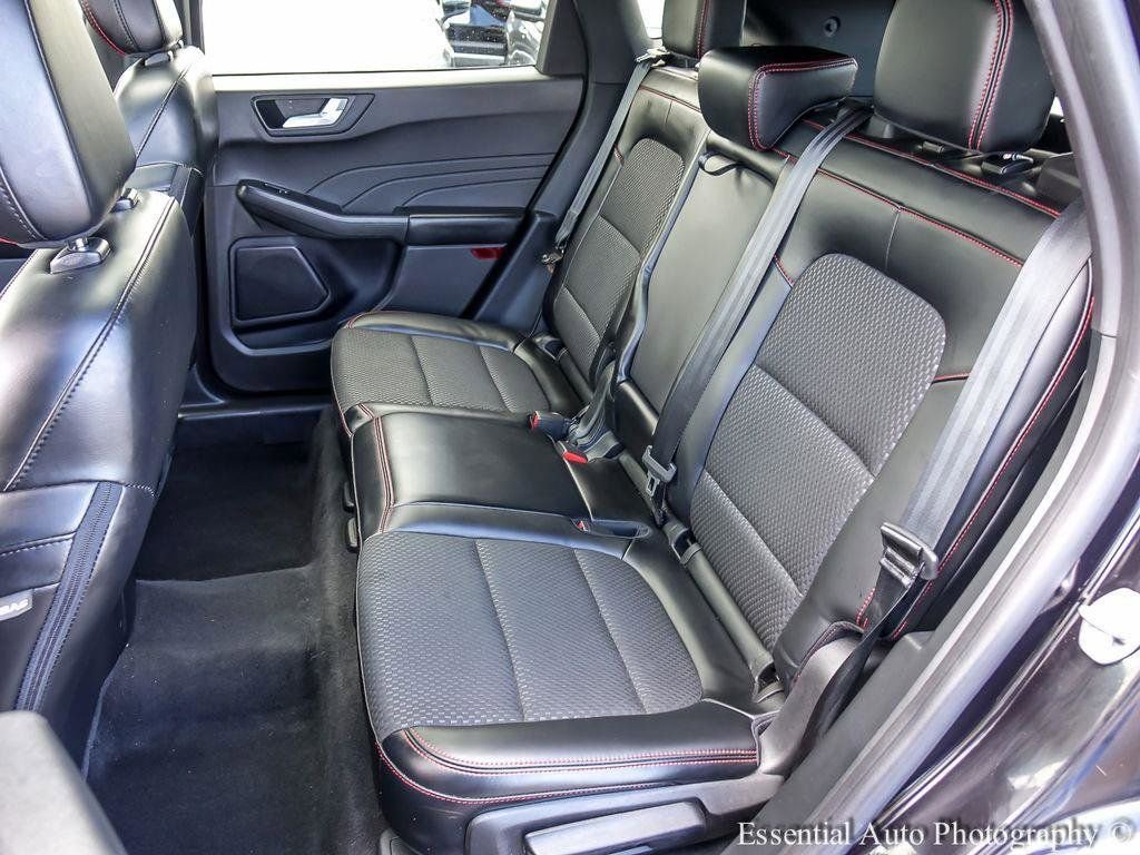 Used 2023 Ford Escape ST-Line w/ Tech Pack #1 image 11