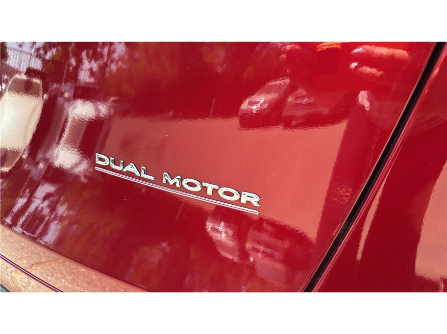 Used 2024 Tesla Model Y Performance AWD/4WD image 40