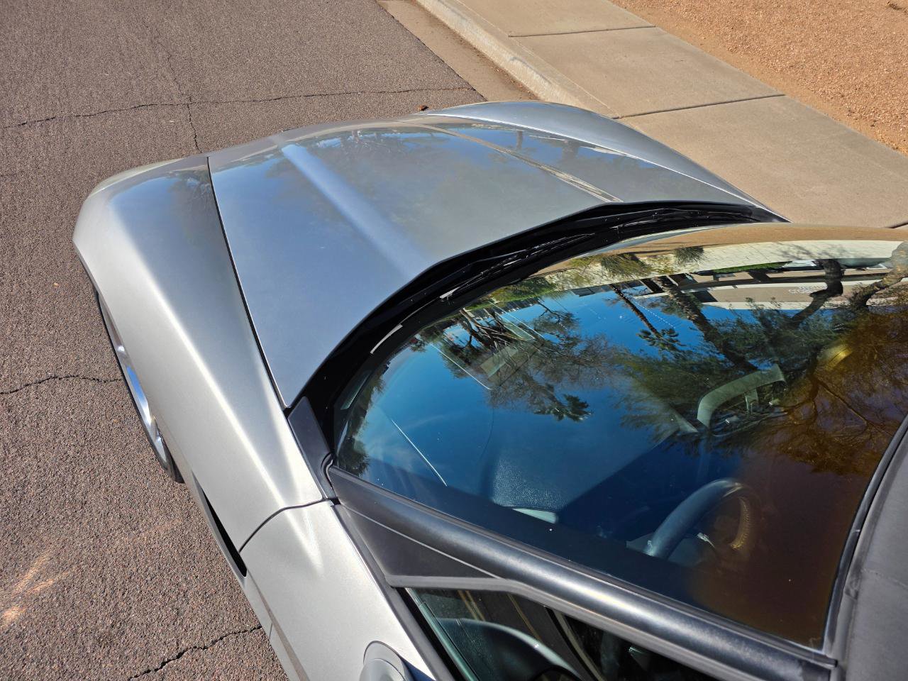 Used 2005 Chevrolet Corvette Convertible w/ Preferred Equipment Group RWD image 19