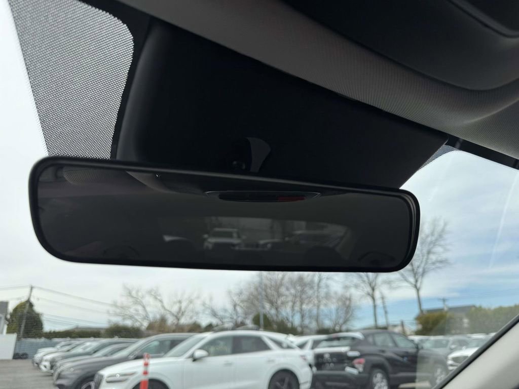 Certified 2025 Hyundai Sonata SE image 30