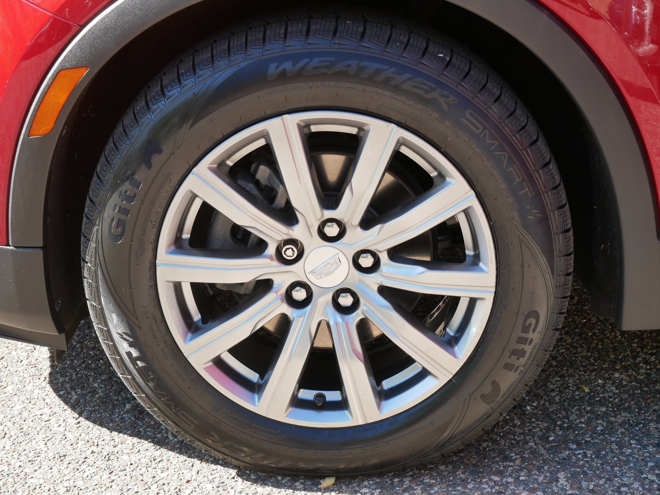 Used 2020 Cadillac XT4 Premium Luxury w/ Trailering Package AWD/4WD image 15