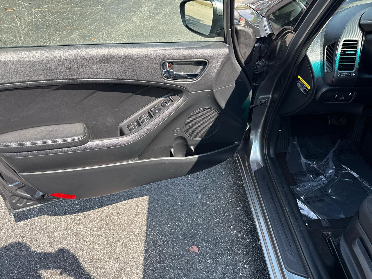 Used 2015 Kia Forte EX image 13