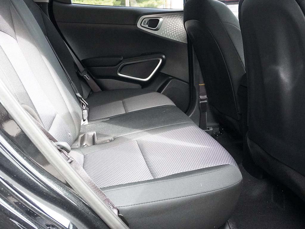 Used 2024 Kia Soul LX w/ Option Group 015 FWD image 32