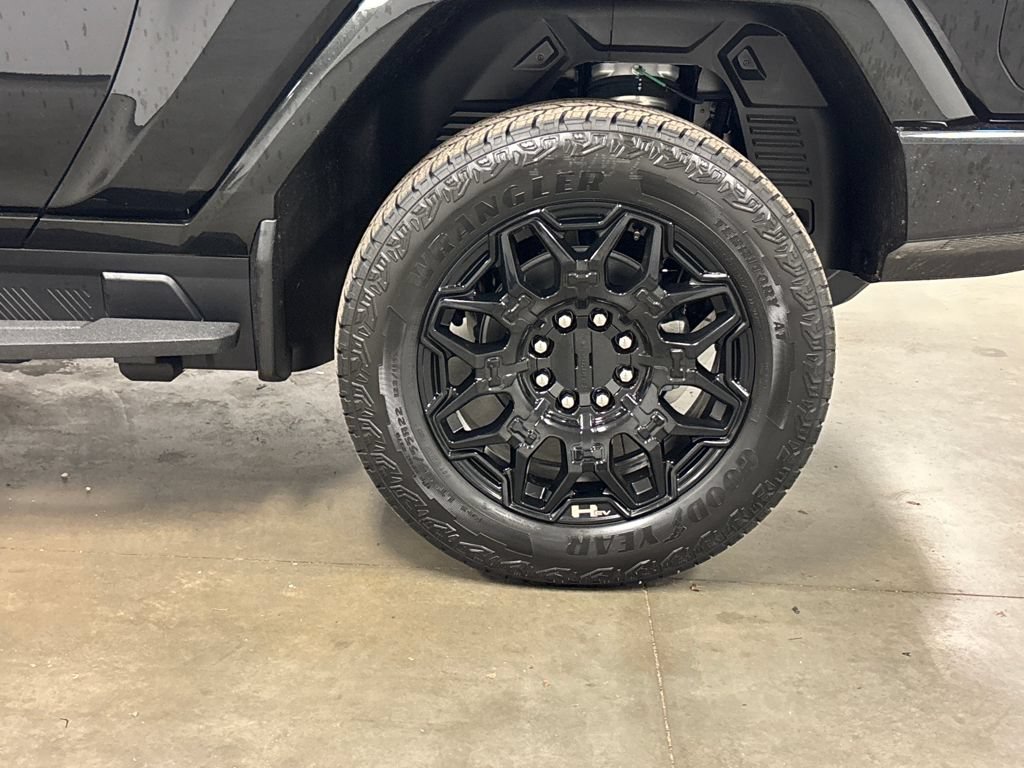 New 2026 GMC Hummer EV 4x4 Crew Cab image 14